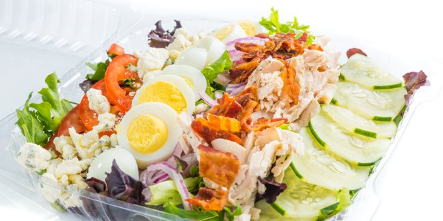 Individually packaged entree salad